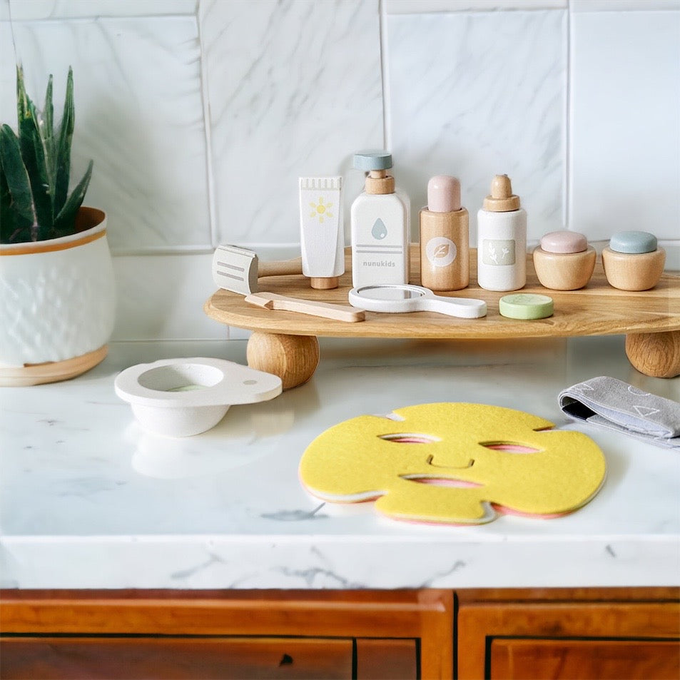 Wooden Toy Facial Spa Set Pretend Play Imaginative Fun