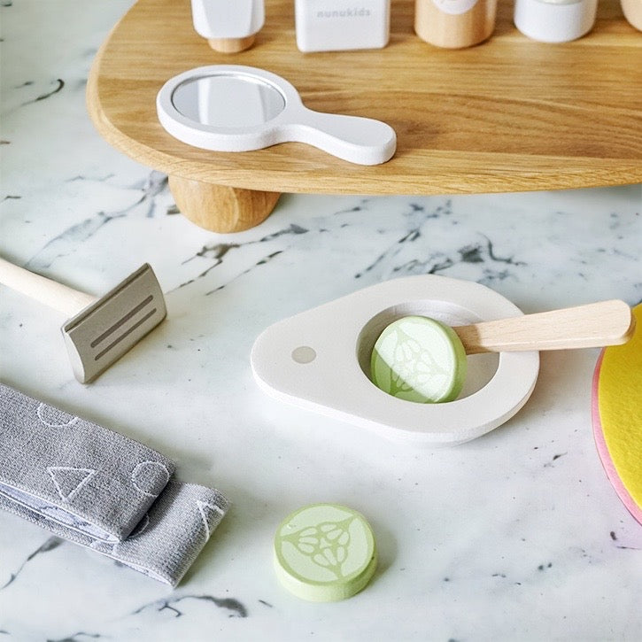 Wooden Toy Facial Spa Set Pretend Play Imaginative Fun