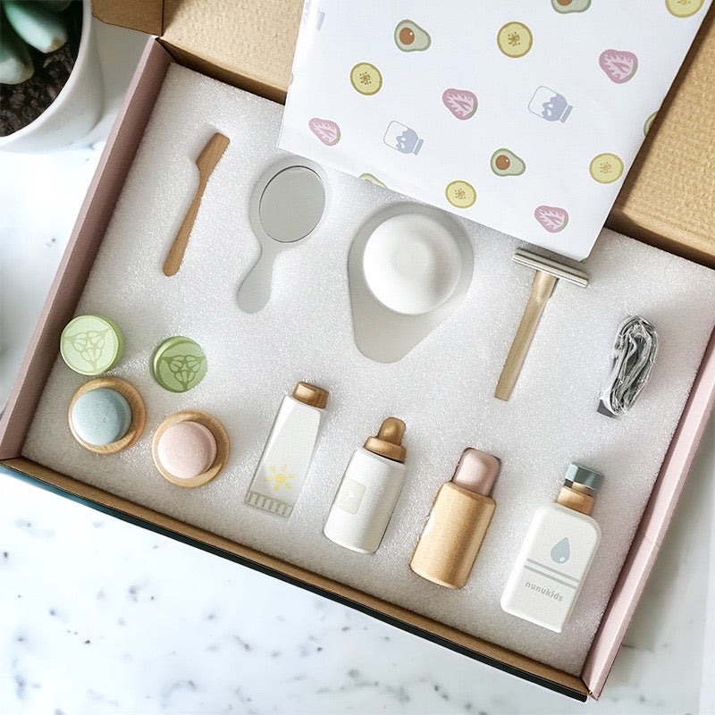 Wooden Toy Facial Spa Set Pretend Play Imaginative Fun