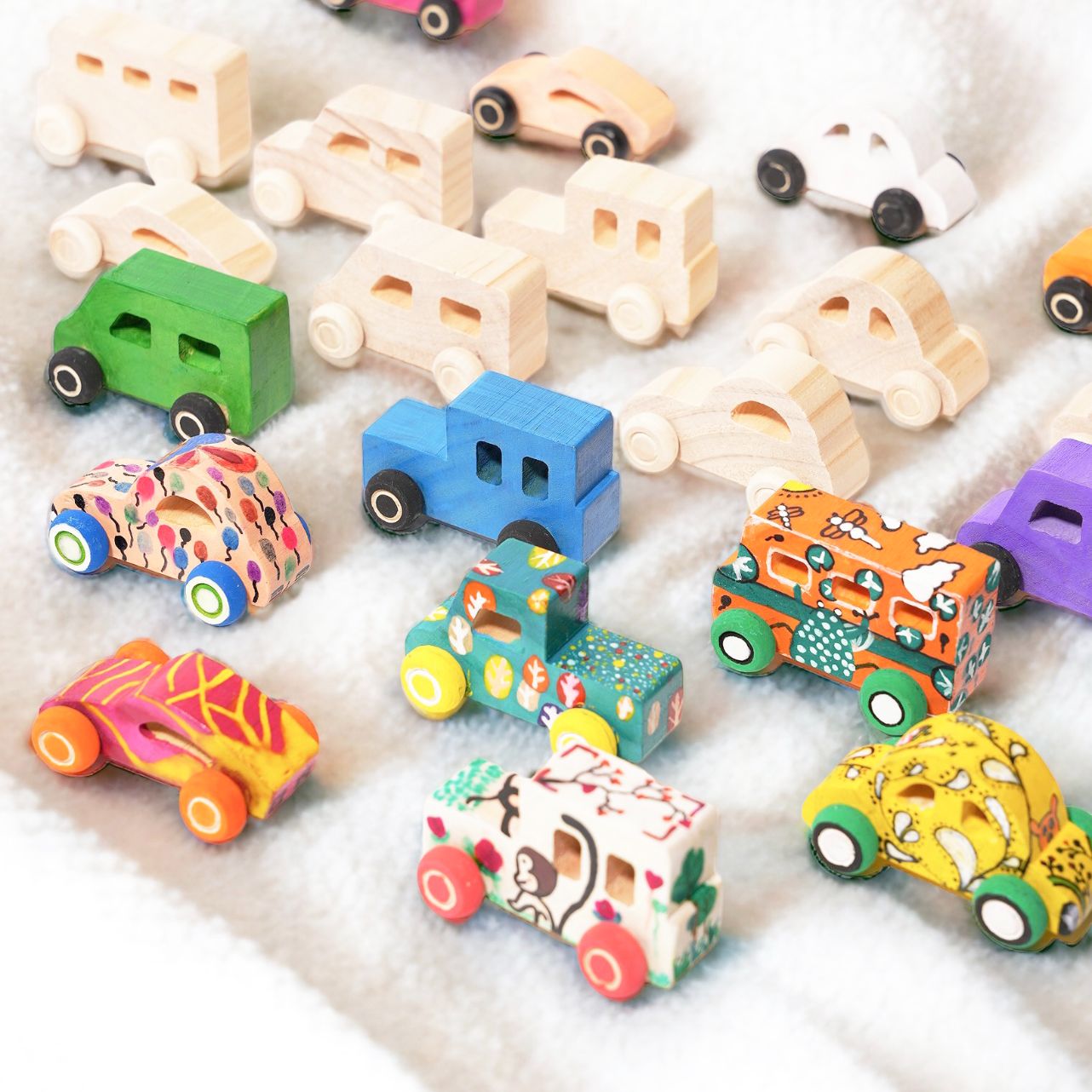Wooden DIY cars. Paint your own vehicle. Children Art Creativity Kit. Great for parties