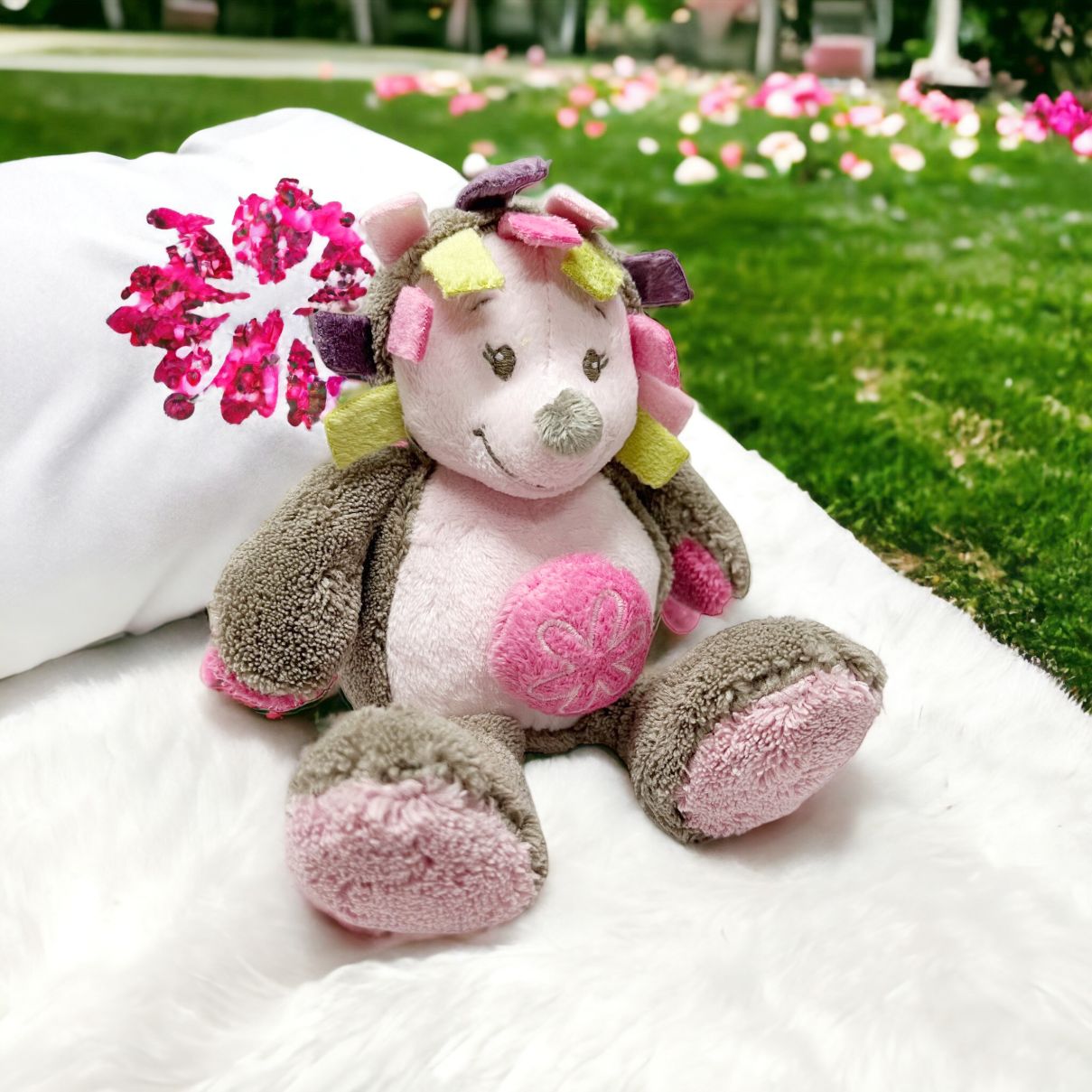Nattou. Belgium Brand. Baby Pink Hedgehog Pull Musical Stroller Soft Toy