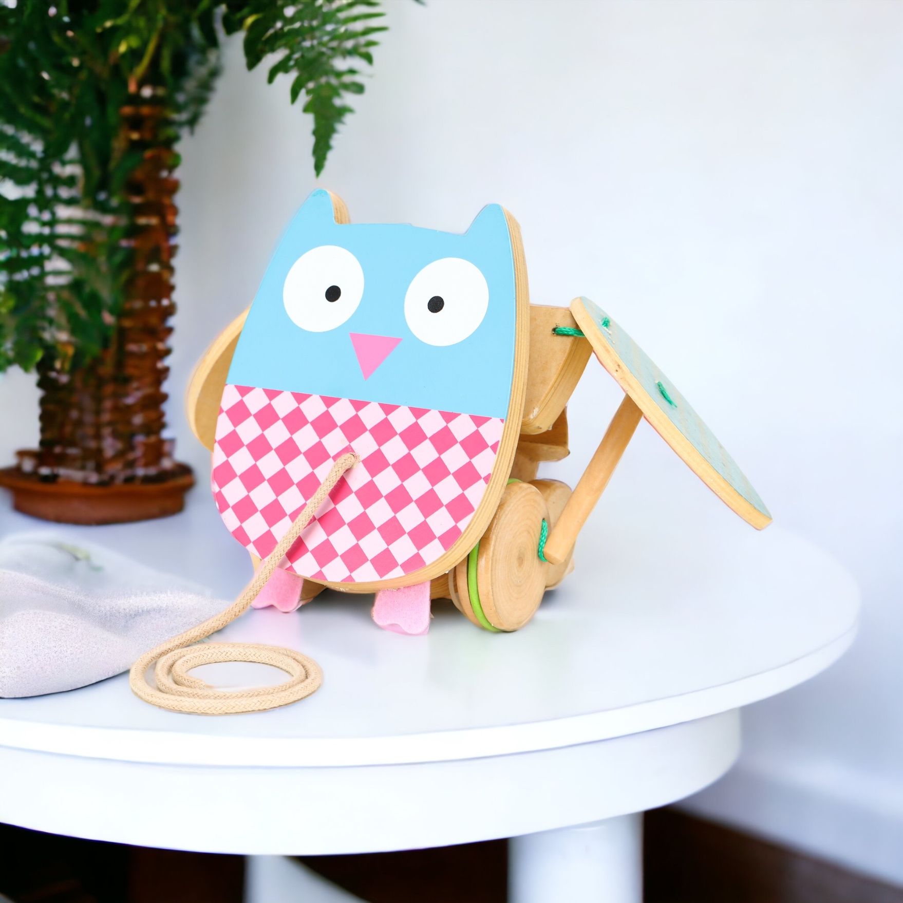 US Brand. Yookidoo. Wooden Flapping Owl Pull Toddler Toy