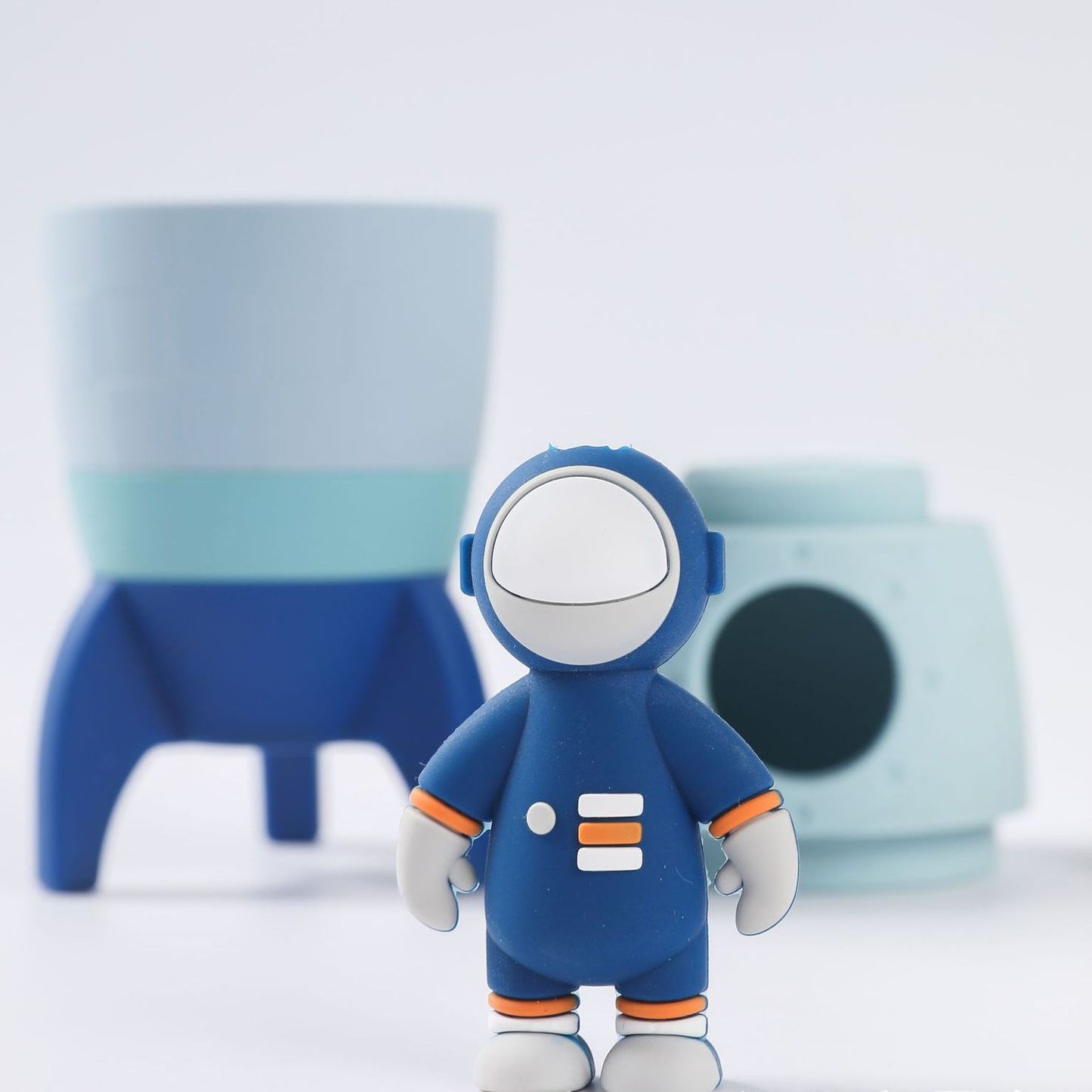 Food Grade Silicone Rocket, Astronaut Pretend Play. Safe for even infant and baby