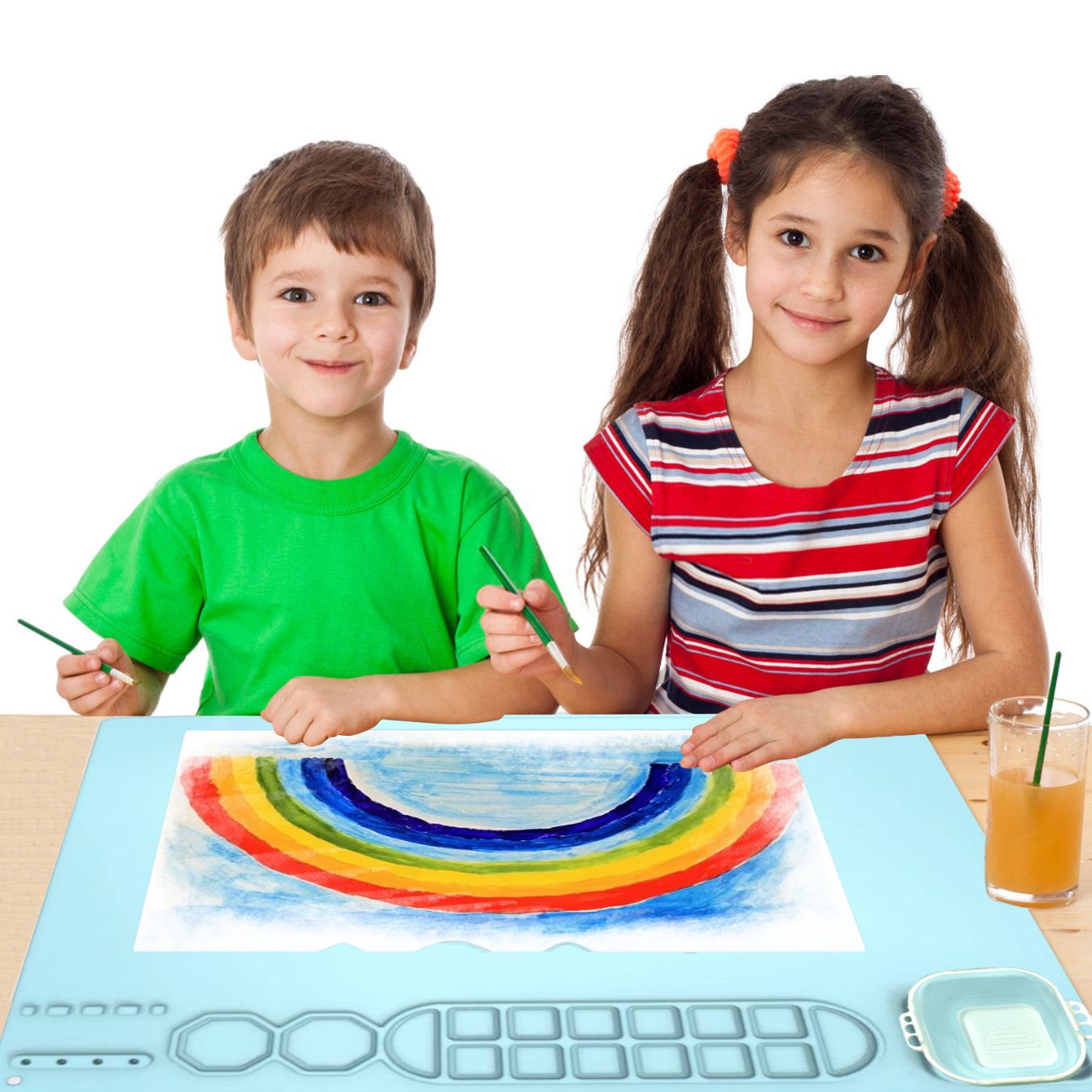 Silicone activity painting mat with collapsable cup