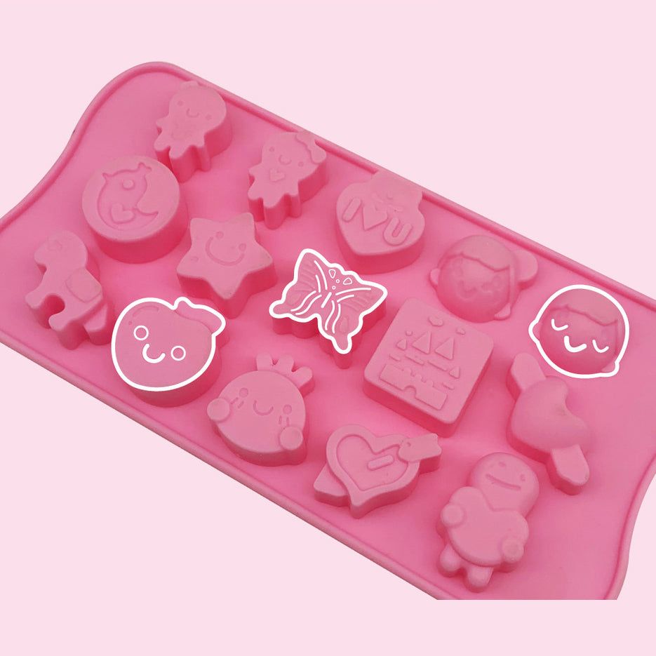 DIY Soap kit, Cartoon, Dinosaur, Transportation and Sea animals shapes mould. Art & Craft kit for kids. Perfect Party giveaways. Cute Cartoon